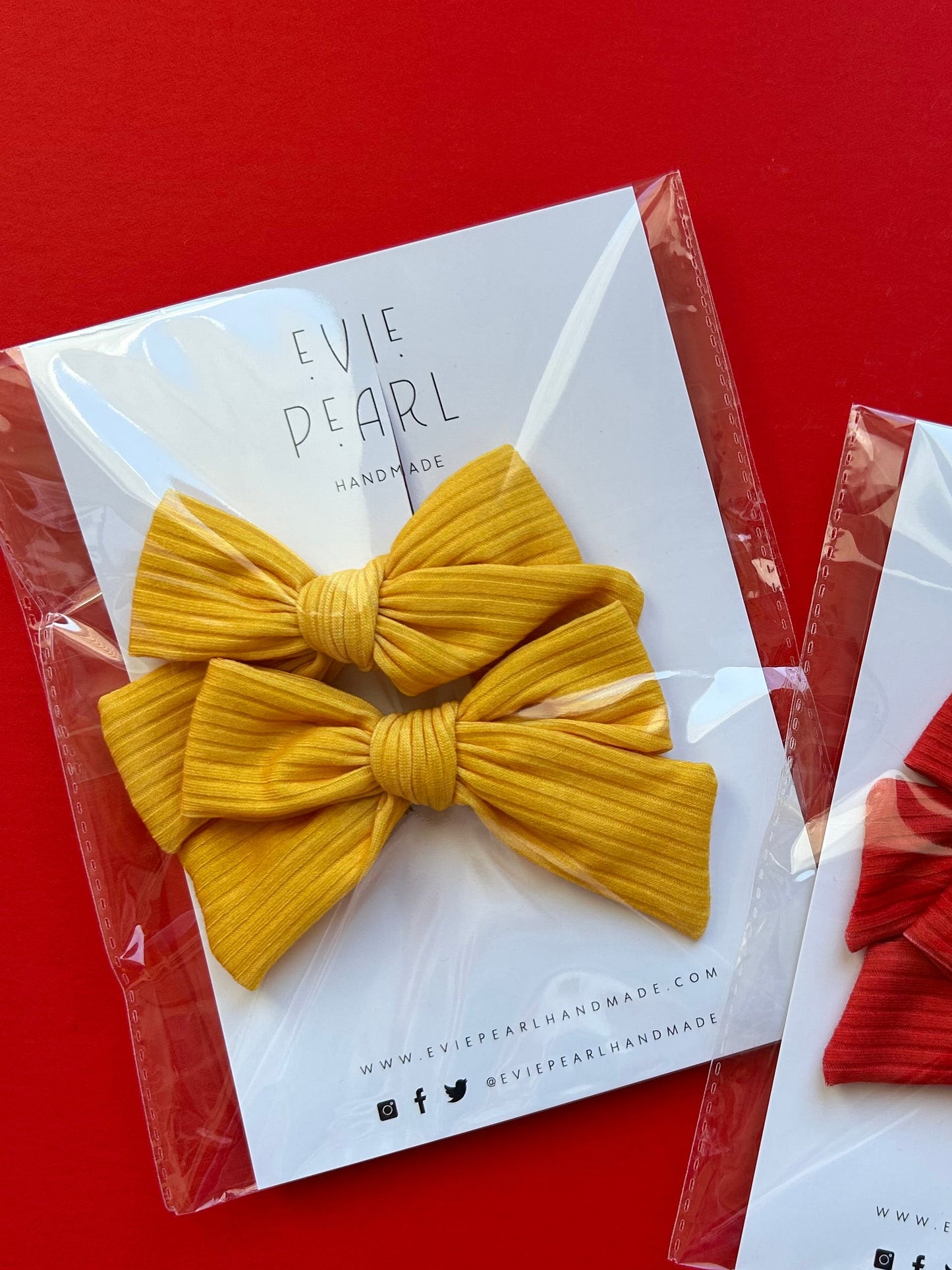 *Pig Tail Bows: Solid Yellow