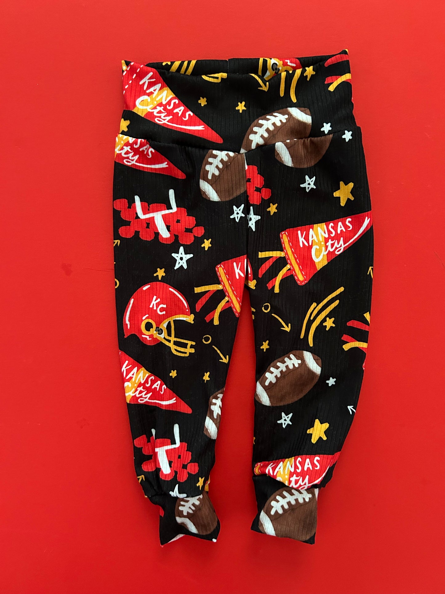 Leggings: Black Pennant
