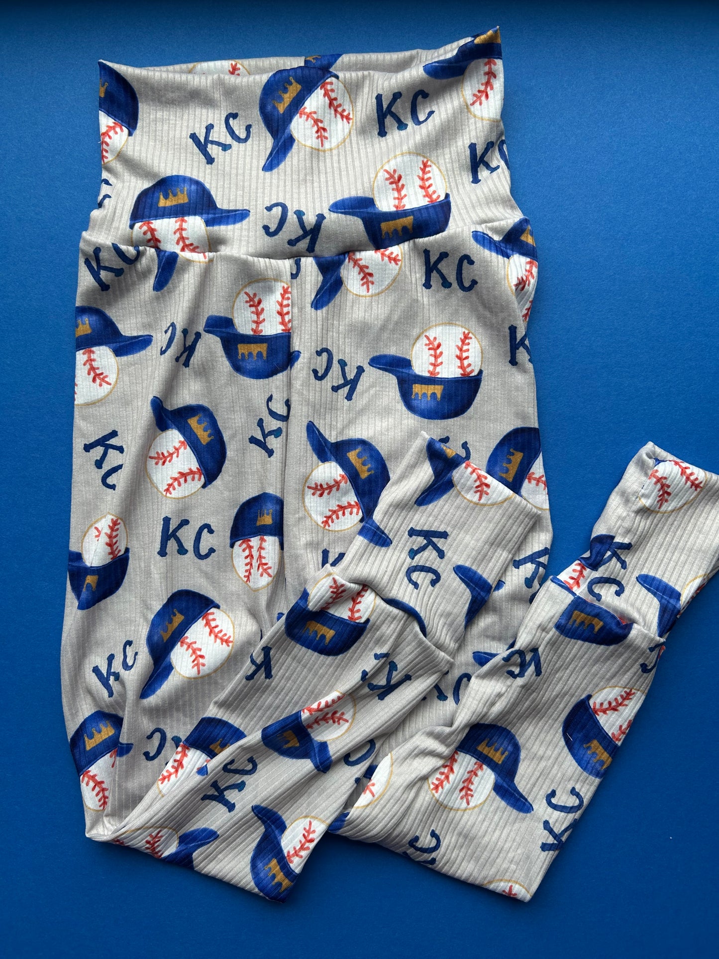 Leggings: Baseball Helmets on Gray