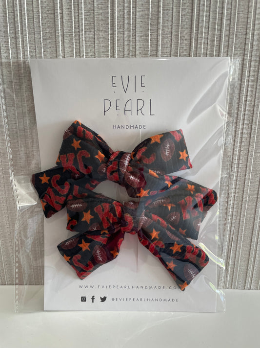 Pig Tail Bows: KC Glitter on Black