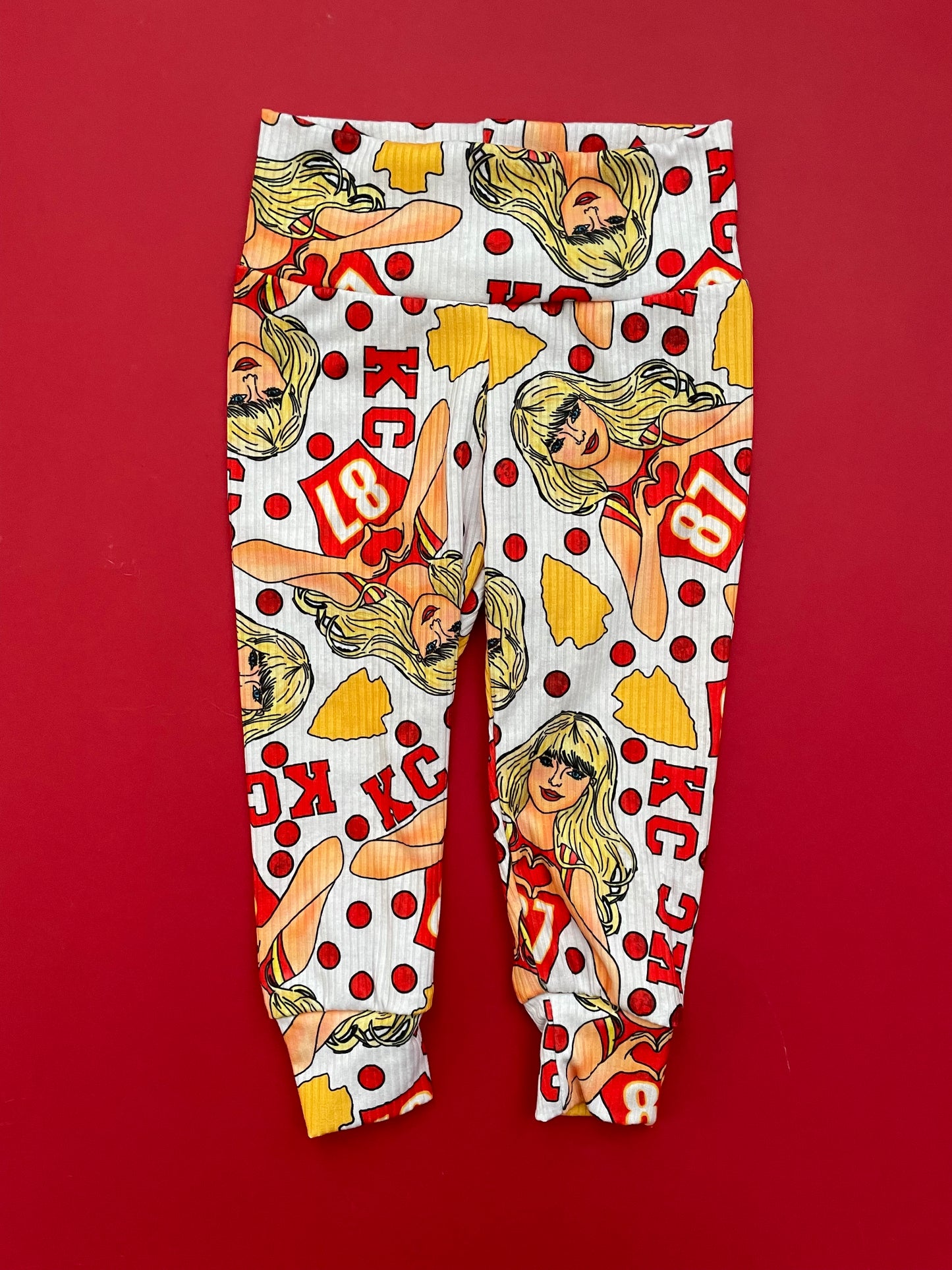 Leggings: Taylor on White