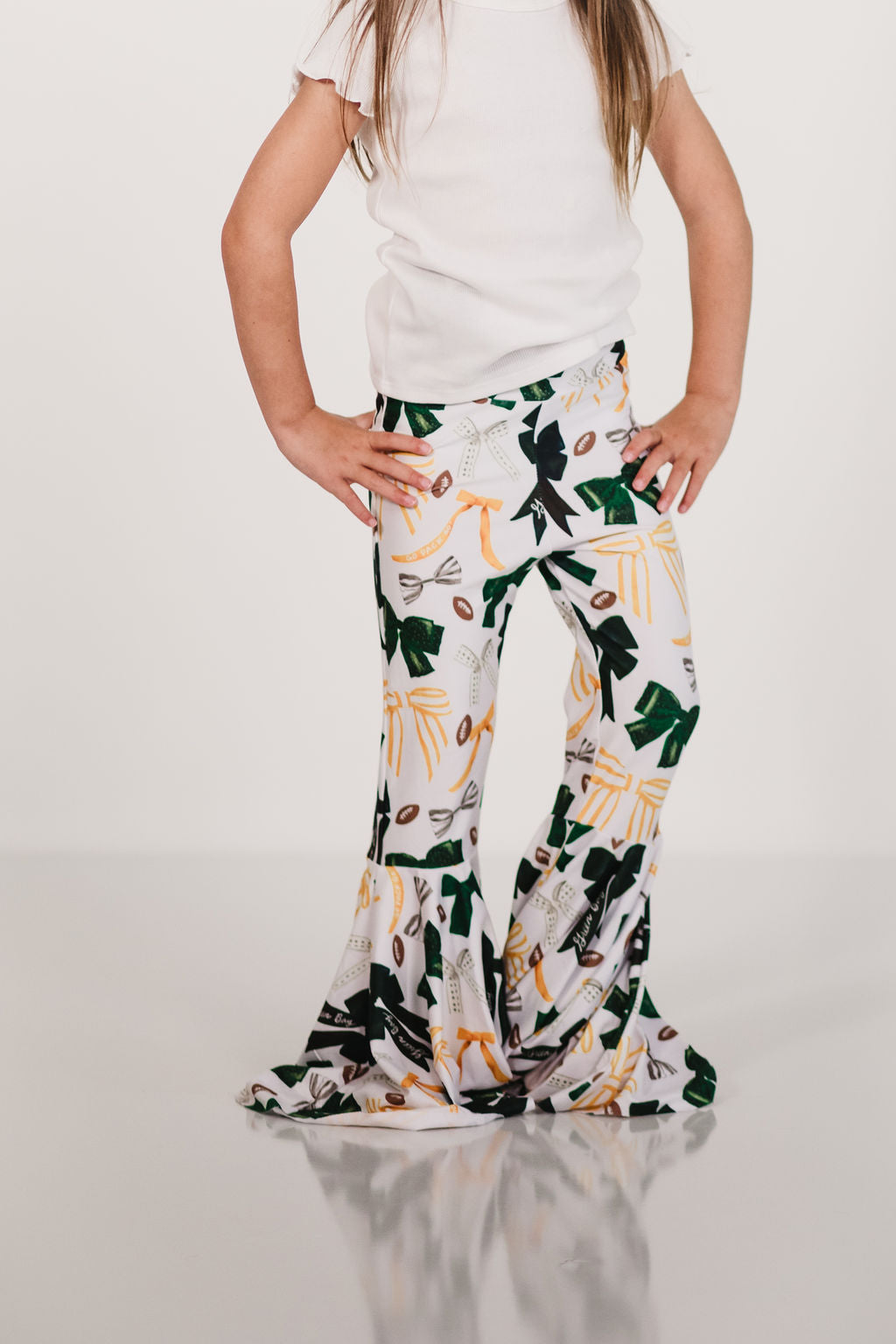 Bells: Green Bay Bows