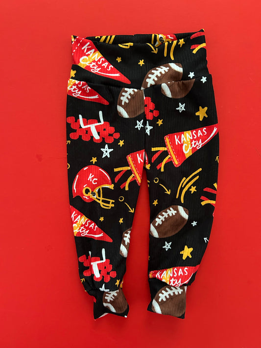 Leggings: Black Pennant