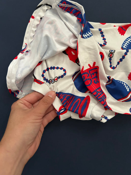 Cheer Skirt: Buffalo Bracelet